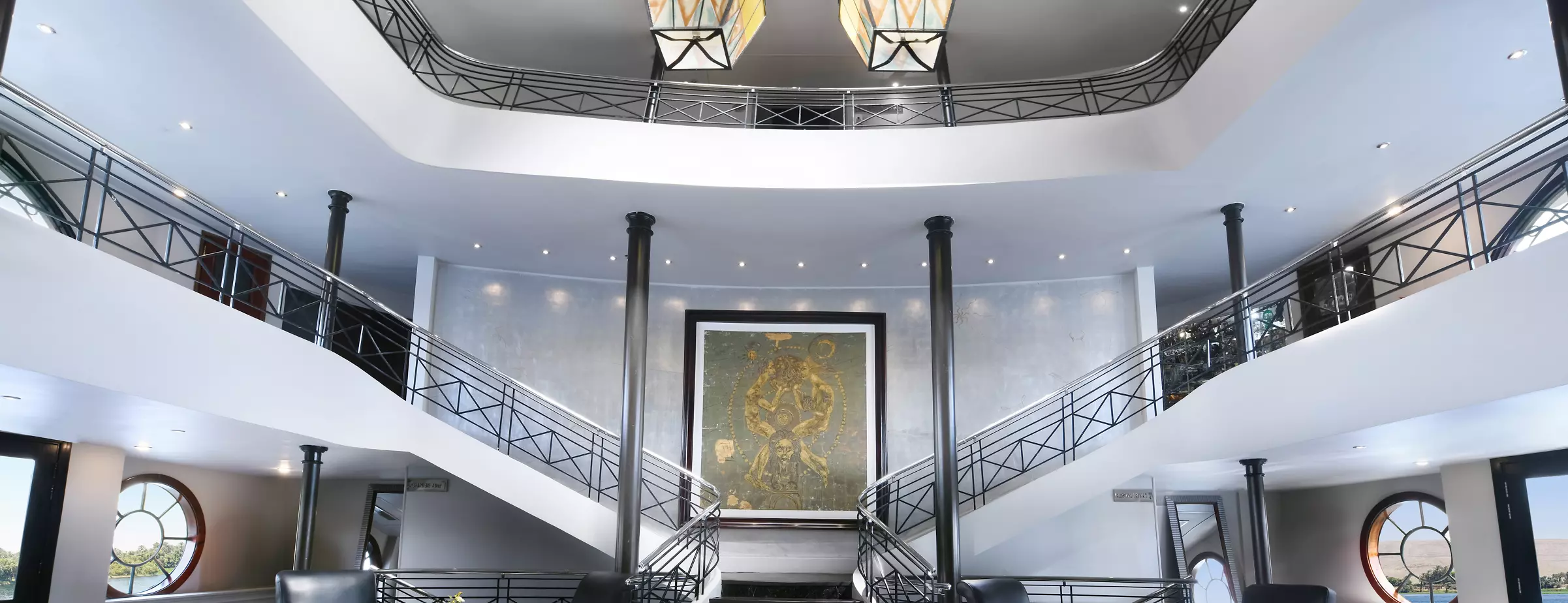 Lobby of the Mövenpick MS Sun Ray Nile cruise